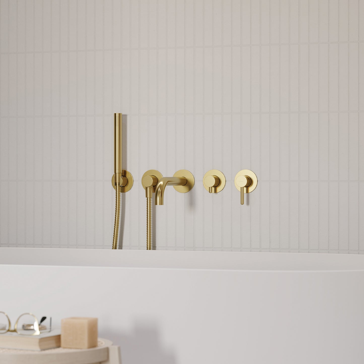 Brushed Gold Innbyggt baðtæki - Y Collection
